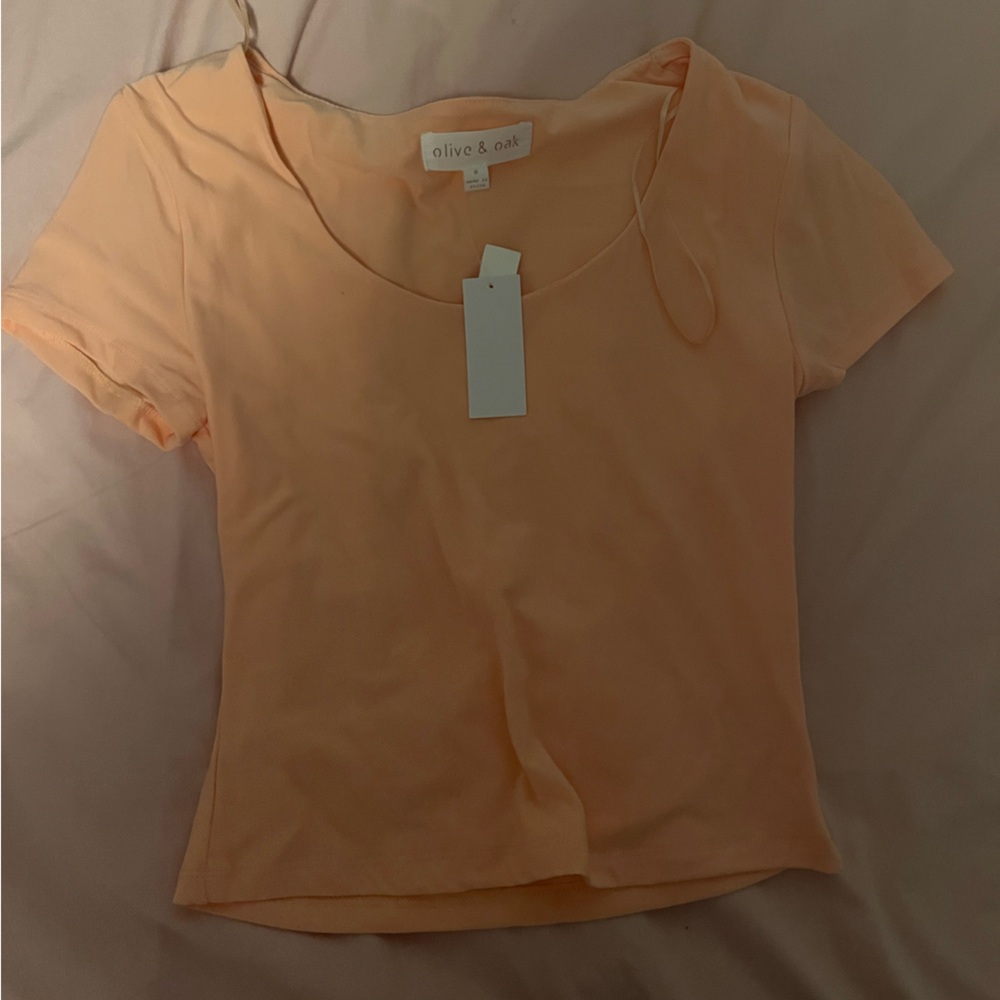 Olive & Oak Coral Short Sleeve Top